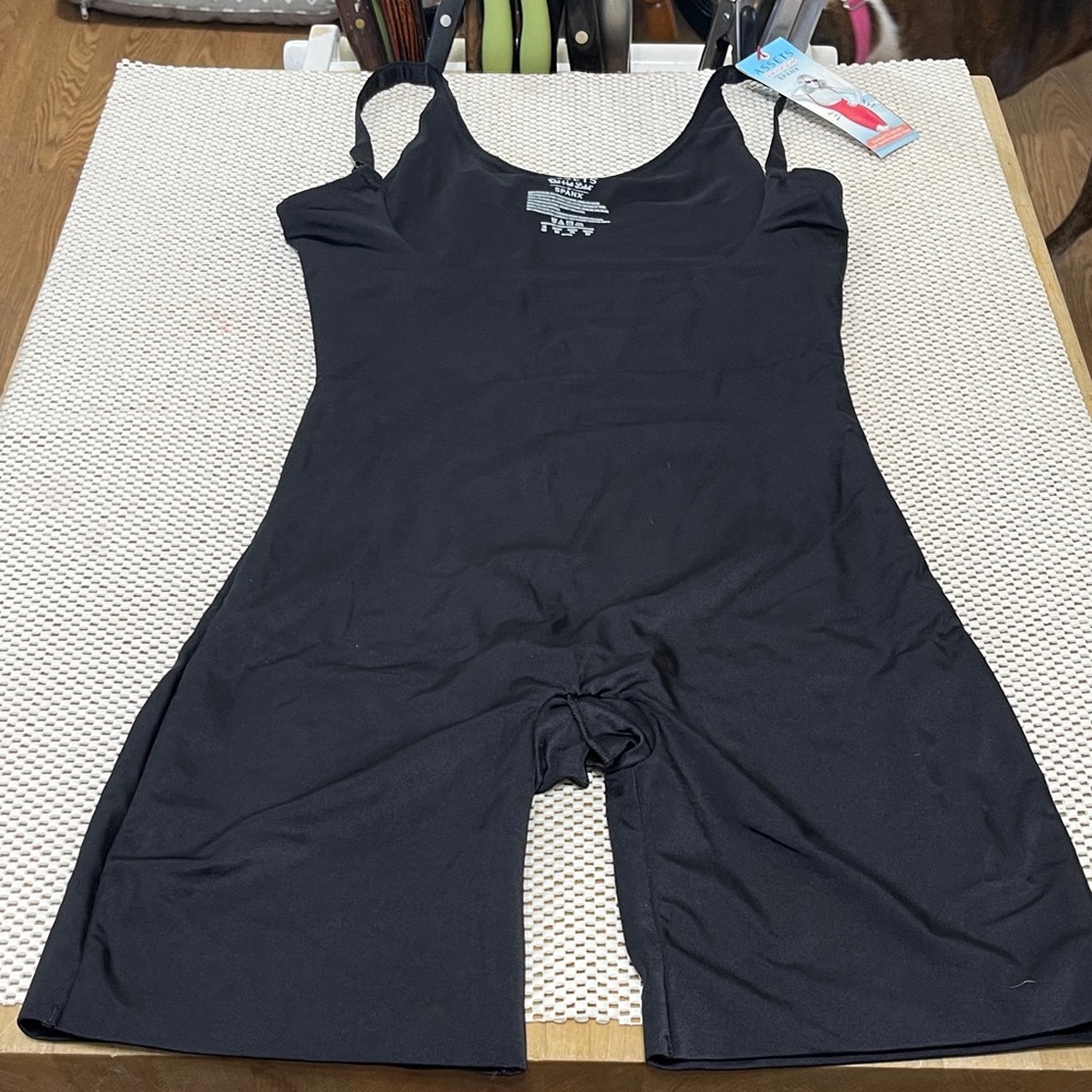 Assets by Spanx Black one piece. Sz -1X